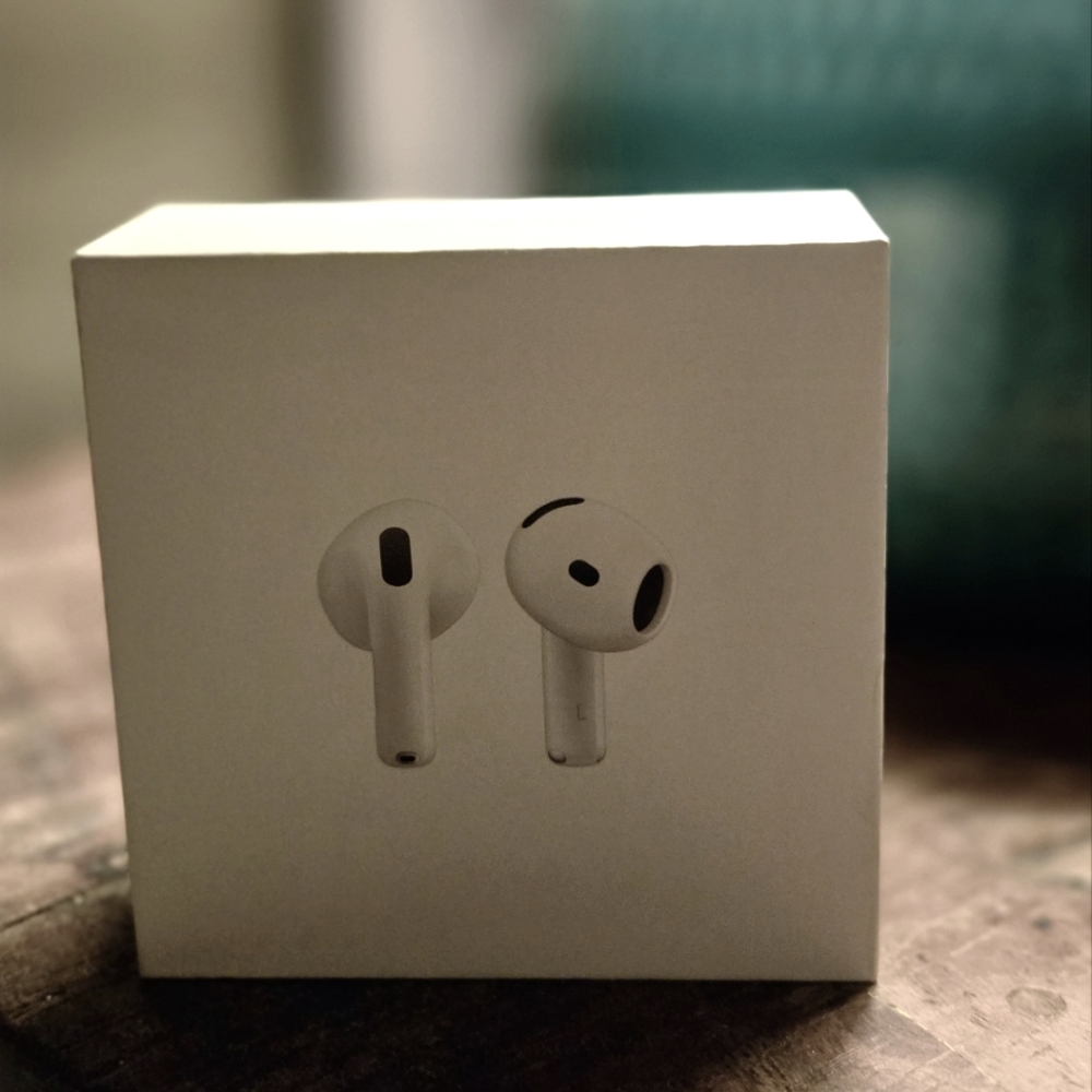 Apple AirPods 4 / Model A3050 / Brand New